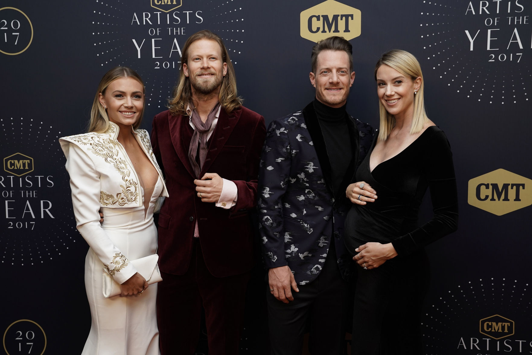 2017 CMT Artist of the Year Award - Arrivals